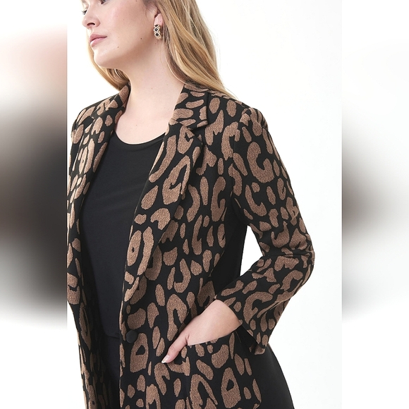 Joseph Ribkoff Jackets & Blazers - Joseph Ribkoff Camel & Black Leopard Print Stretch Side Panel Jacket NWT Size 4
